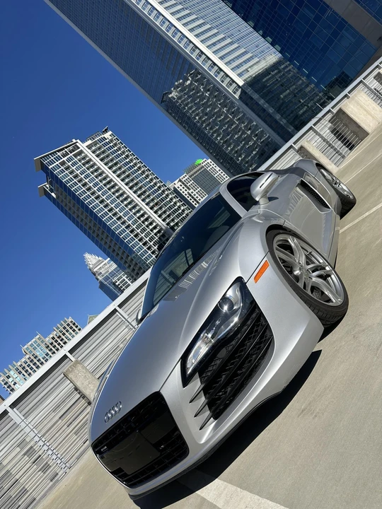 2010 Audi 42 R8 - Image 22 of 31