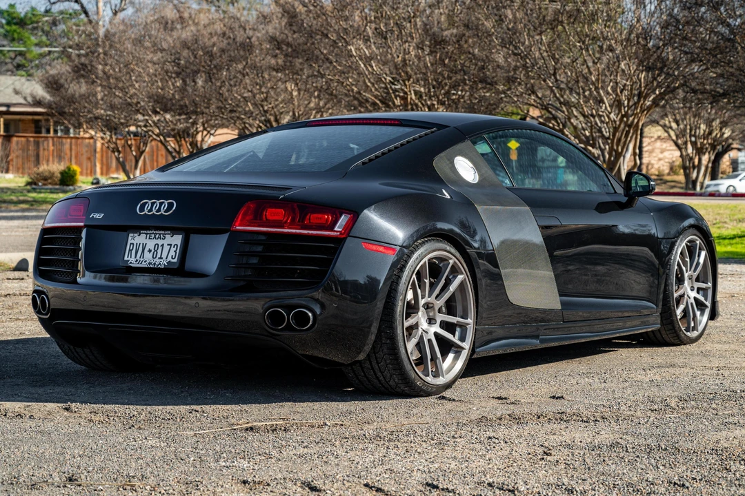 2010 Audi 42 R8 - Image 4 of 31