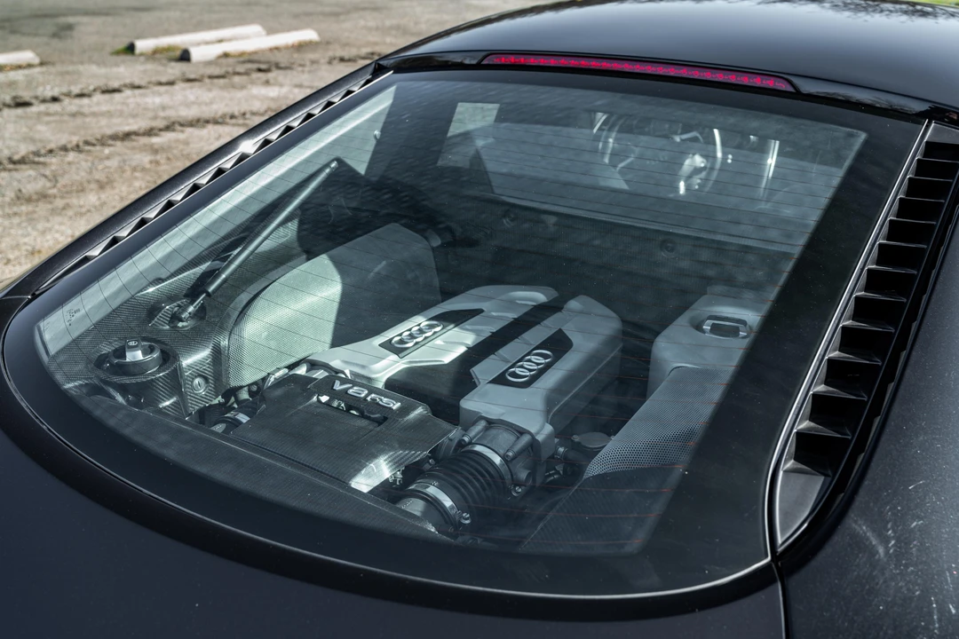 2010 Audi 42 R8 - Image 23 of 31