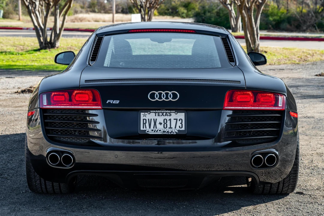 2010 Audi 42 R8 - Image 5 of 31