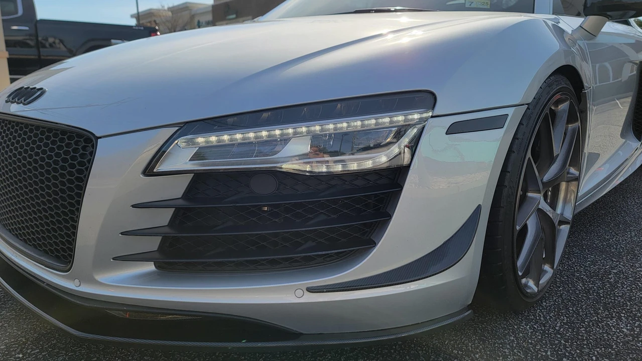 2010 Audi 42 R8 - Image 23 of 31