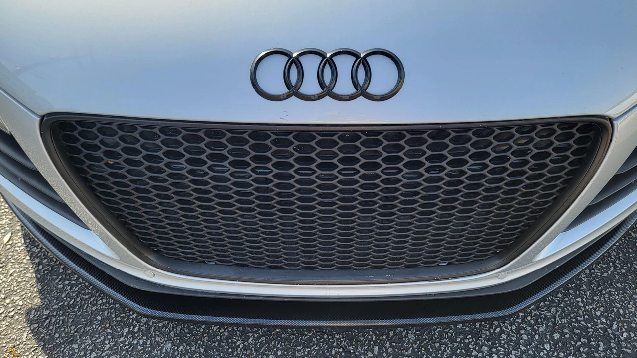 2010 Audi 42 R8 - Image 22 of 31