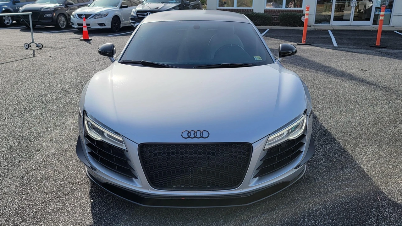 2010 Audi 42 R8 - Image 5 of 31