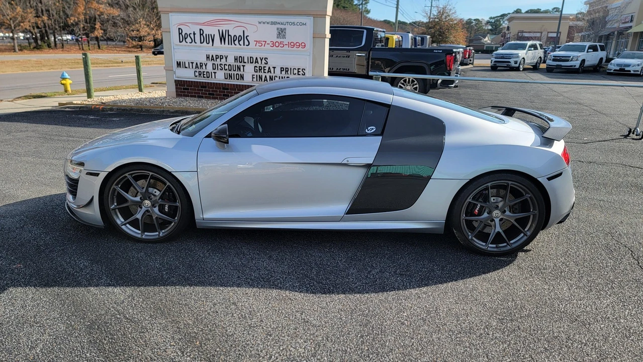 2010 Audi 42 R8 - Image 14 of 31
