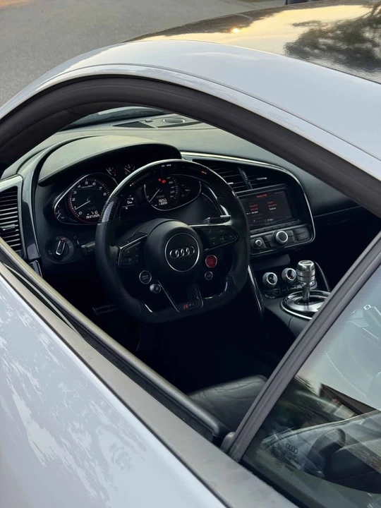 2010 Audi 42 R8 - Image 19 of 20