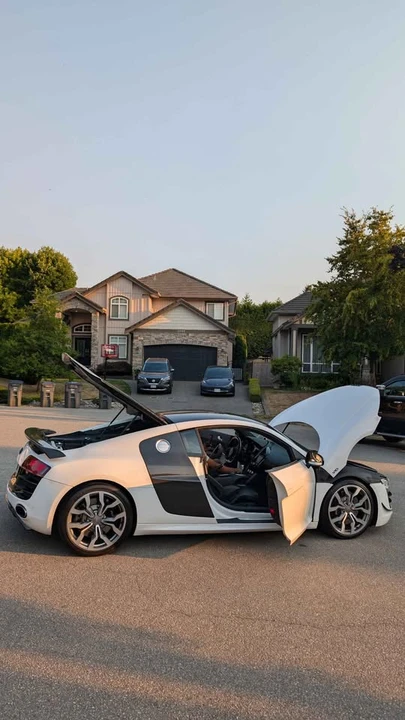 2010 Audi 42 R8 - Image 20 of 20