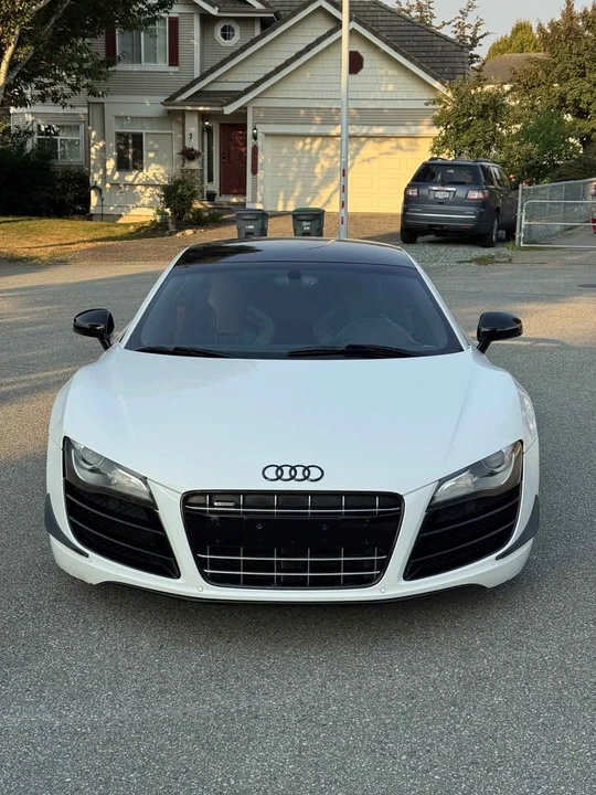 2010 Audi 42 R8 - Image 3 of 20