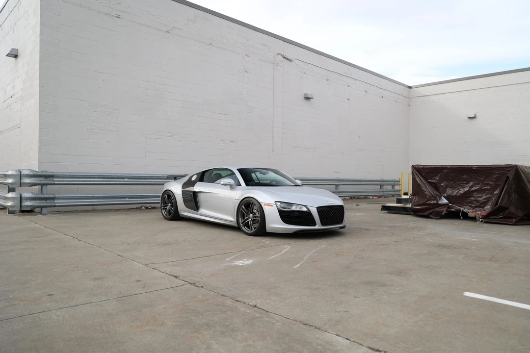 2010 Audi 42 R8 - Image 14 of 31