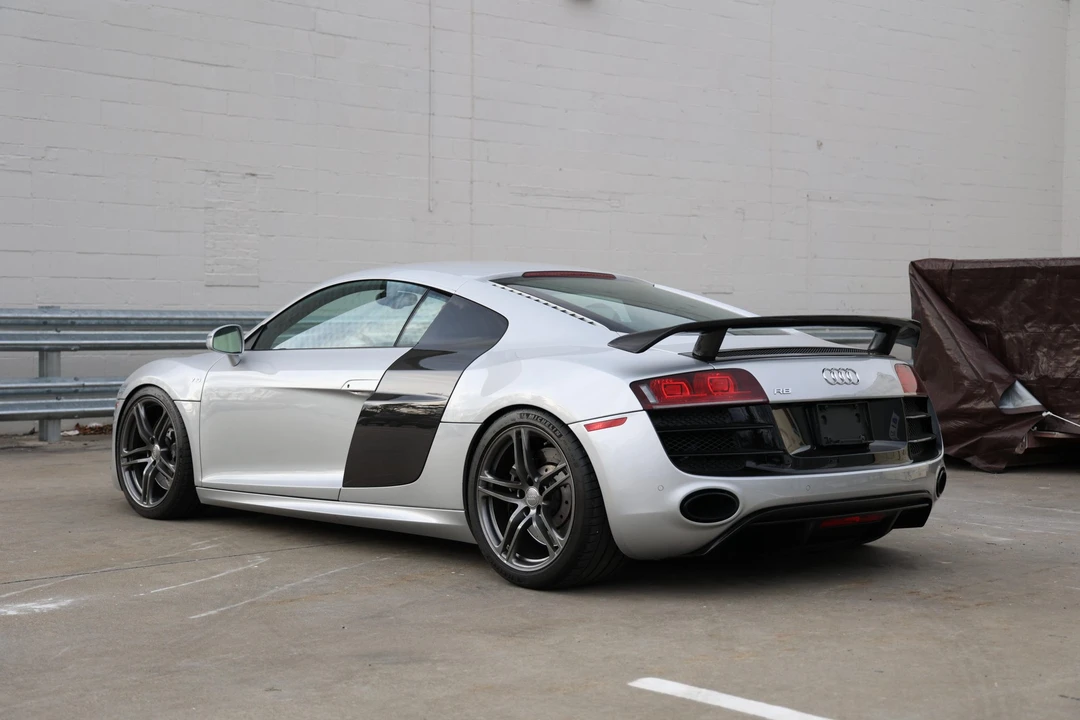2010 Audi 42 R8 - Image 22 of 31