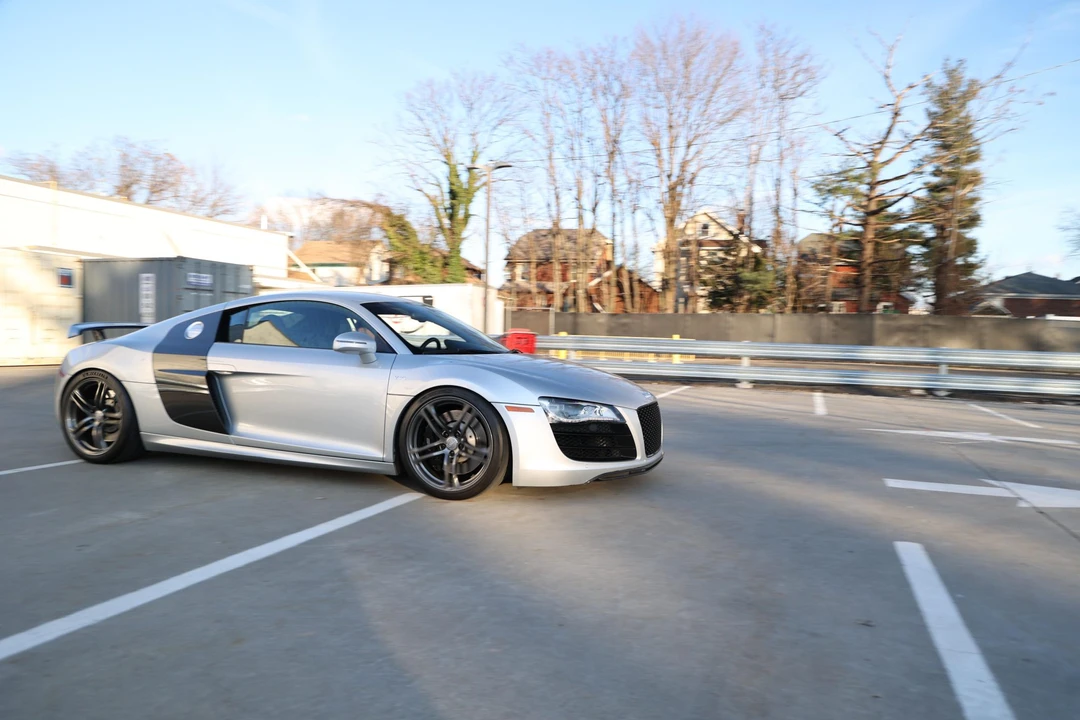 2010 Audi 42 R8 - Image 27 of 31