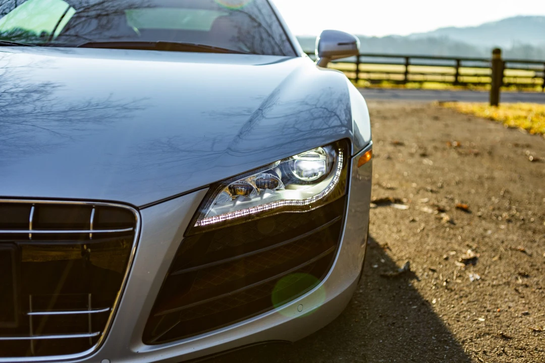 2010 Audi 42 R8 - Image 13 of 31