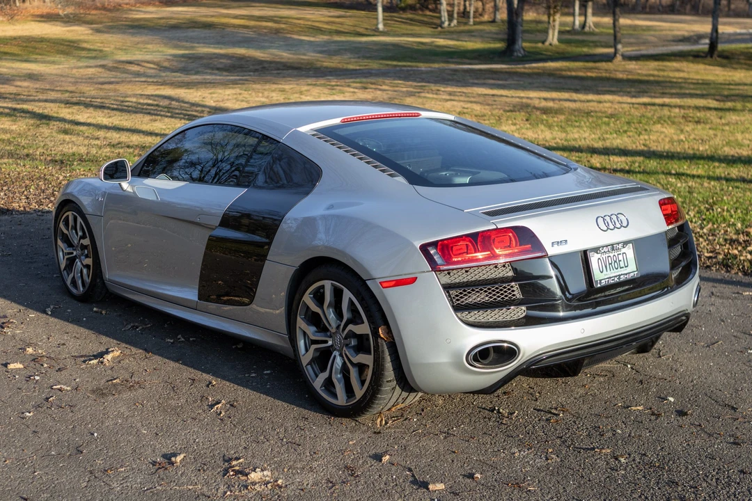 2010 Audi 42 R8 - Image 7 of 31