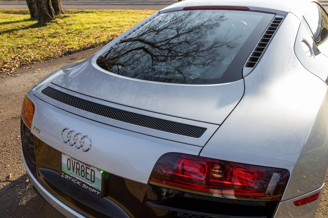 2010 Audi 42 R8 - Image 24 of 31
