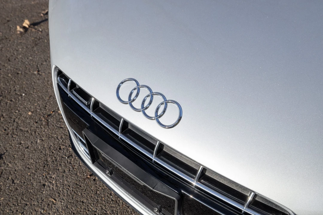 2010 Audi 42 R8 - Image 16 of 31