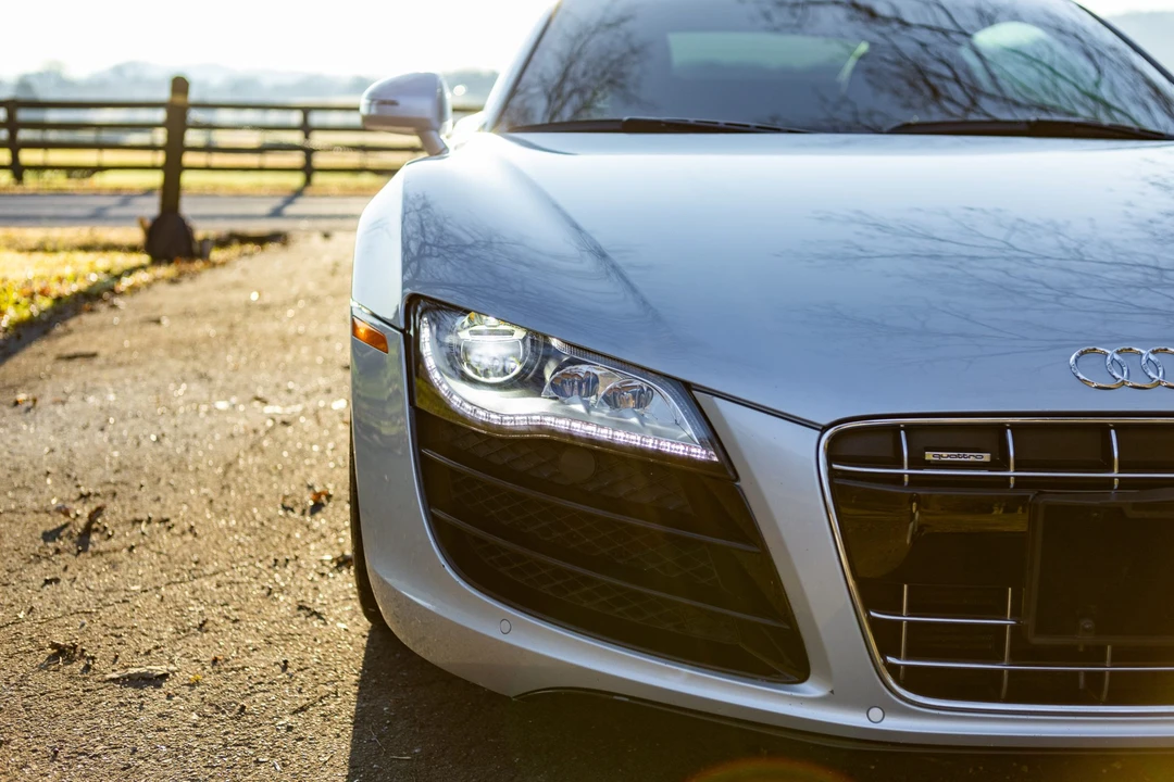 2010 Audi 42 R8 - Image 12 of 31