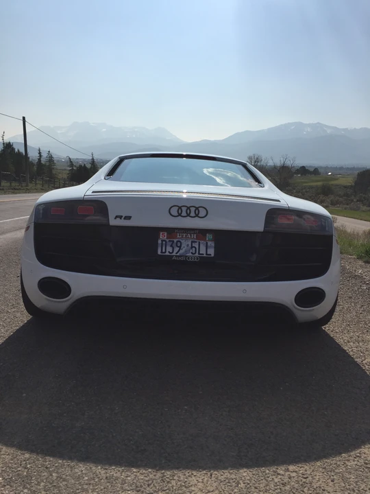 2010 Audi 42 R8 - Image 3 of 5