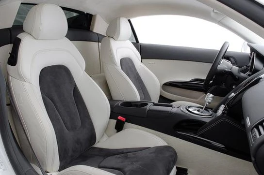 2010 Audi 42 R8 - Image 4 of 5