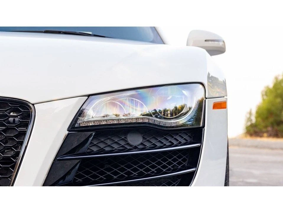 2010 Audi 42 R8 - Image 14 of 20