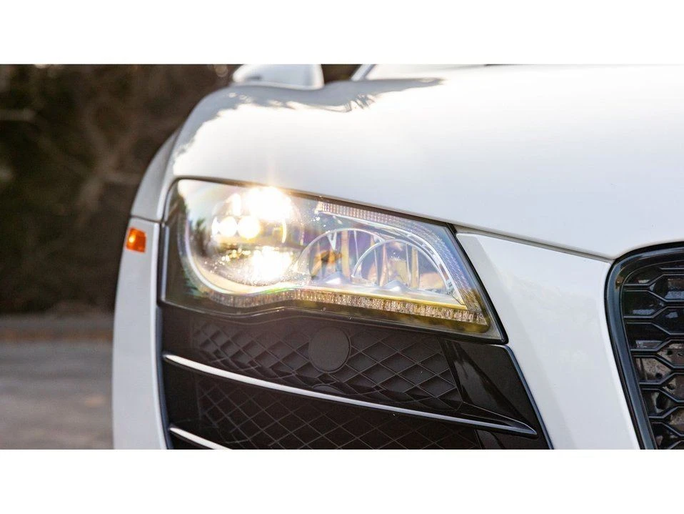 2010 Audi 42 R8 - Image 11 of 20