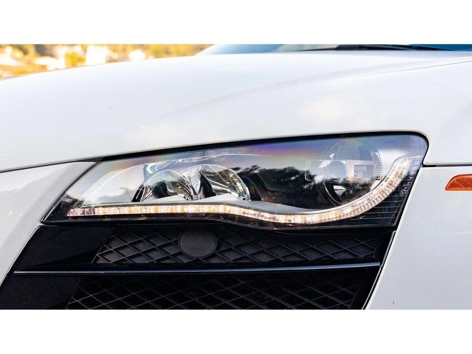 2010 Audi 42 R8 - Image 10 of 20