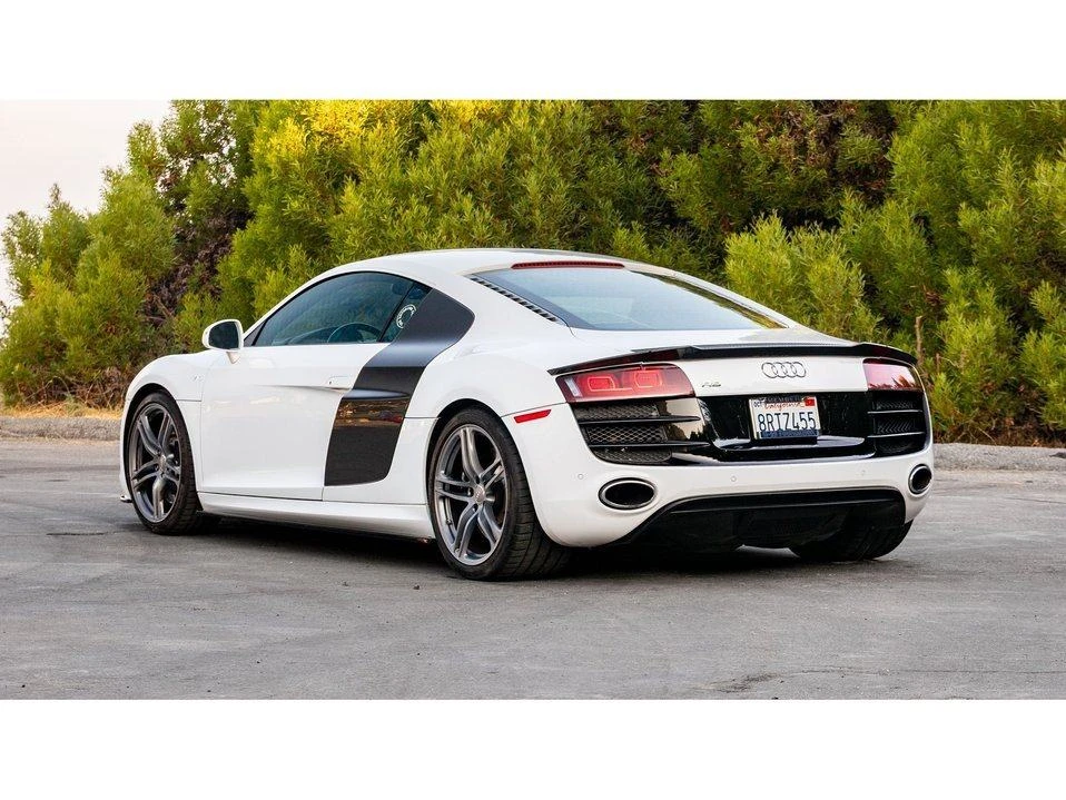 2010 Audi 42 R8 - Image 7 of 20