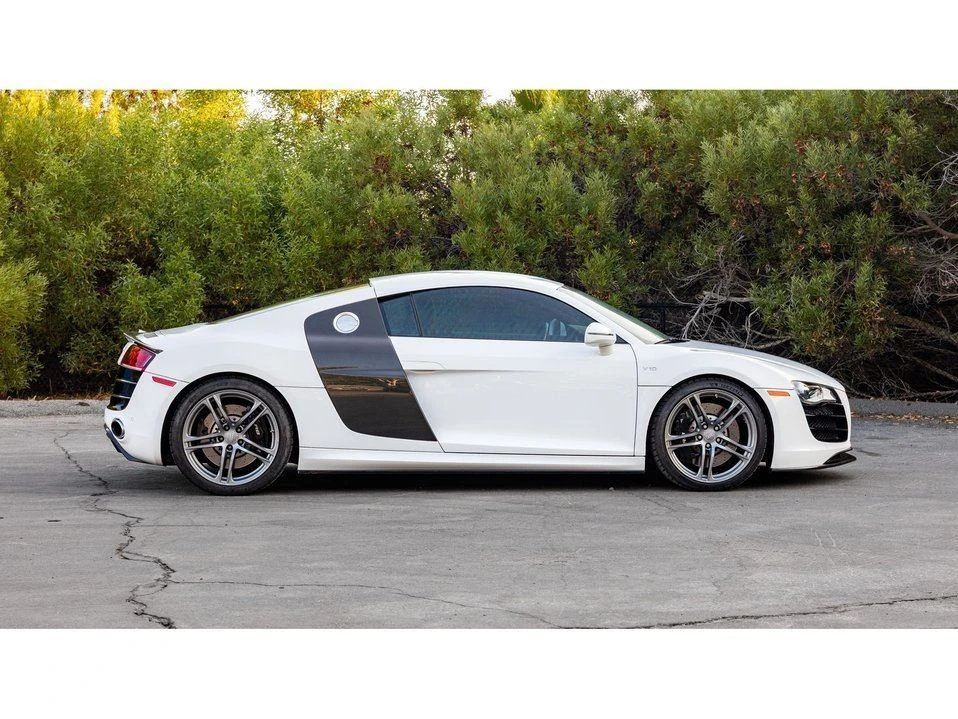 2010 Audi 42 R8 - Image 4 of 20