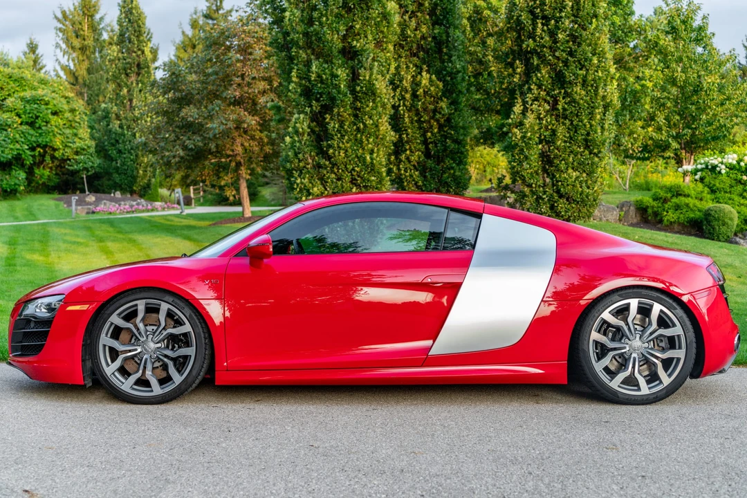 2010 Audi 42 R8 - Image 9 of 31
