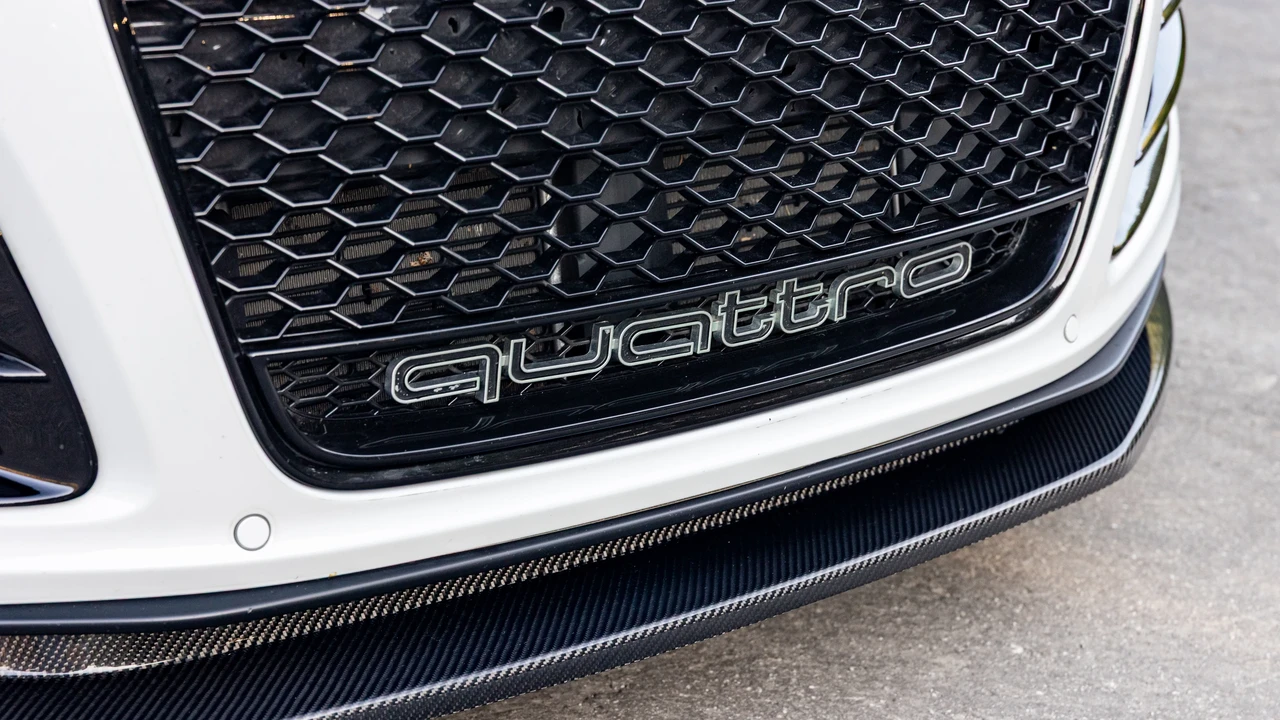 2010 Audi 42 R8 - Image 22 of 31