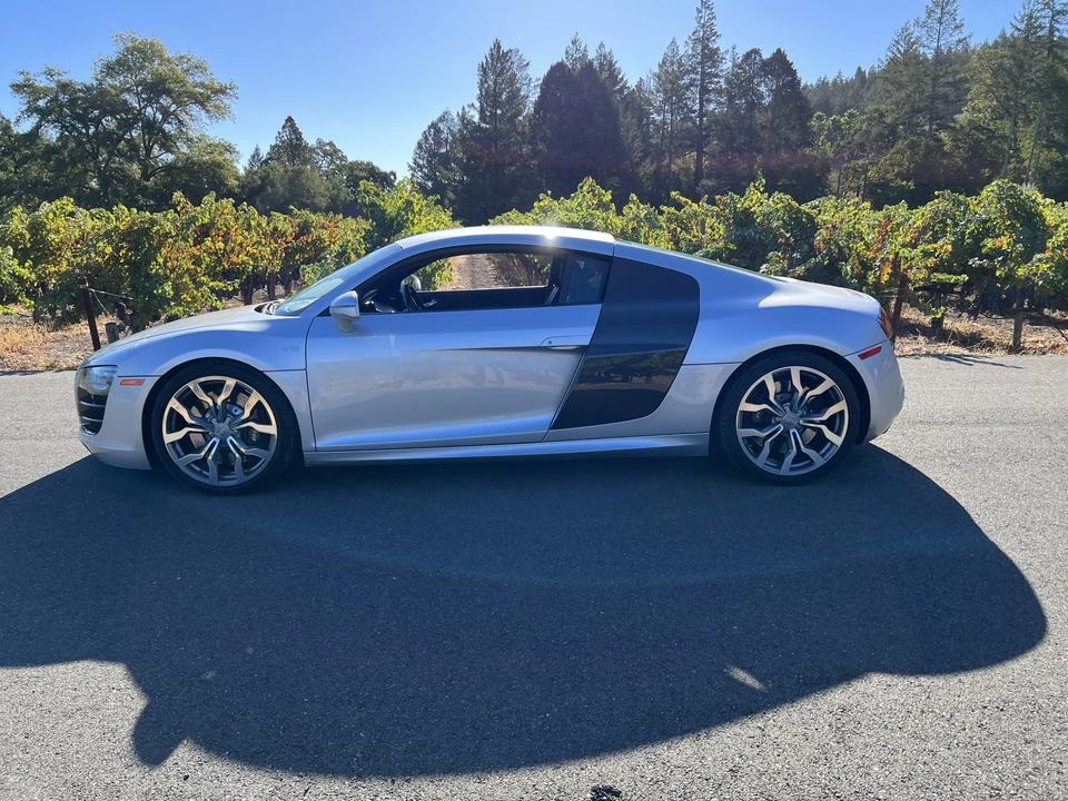 2010 Audi 42 R8 - Image 13 of 31