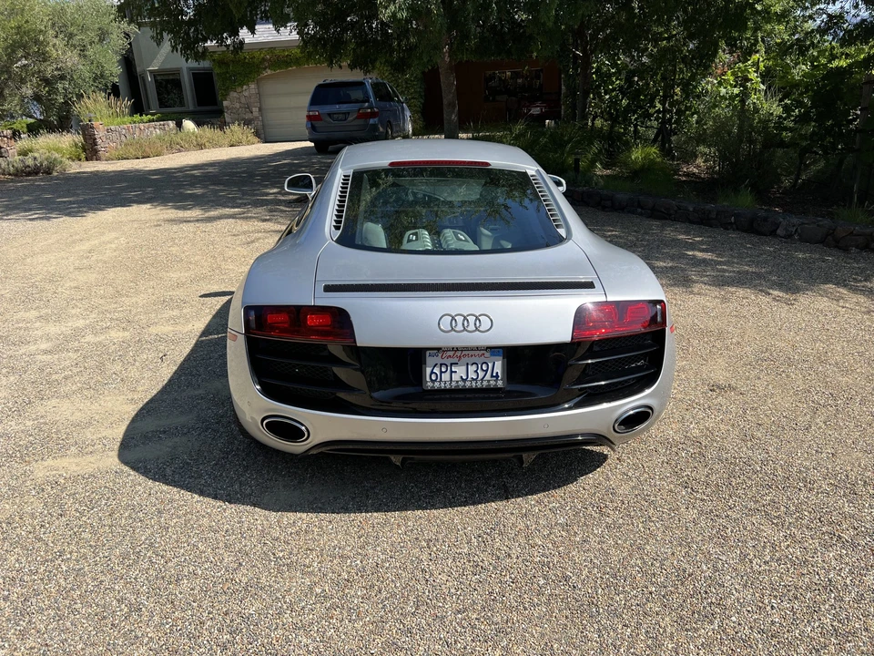 2010 Audi 42 R8 - Image 12 of 31