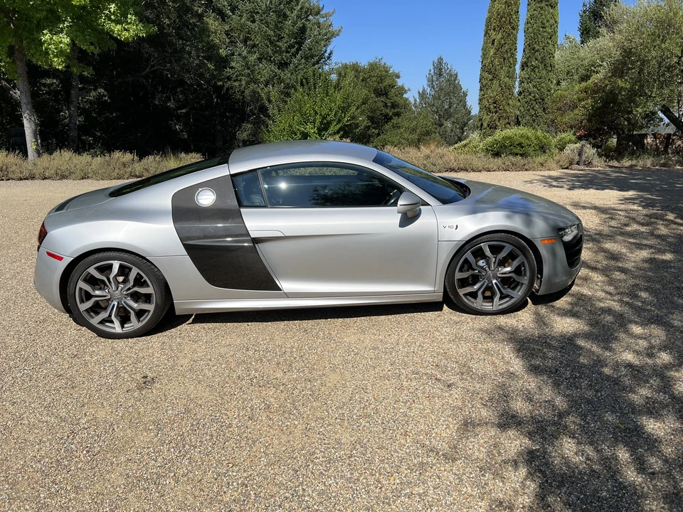 2010 Audi 42 R8 - Image 9 of 31