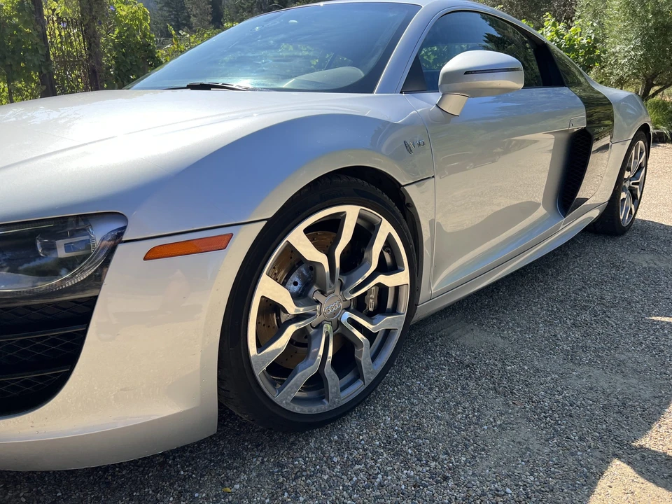2010 Audi 42 R8 - Image 17 of 31