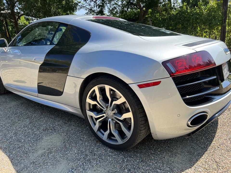 2010 Audi 42 R8 - Image 19 of 31