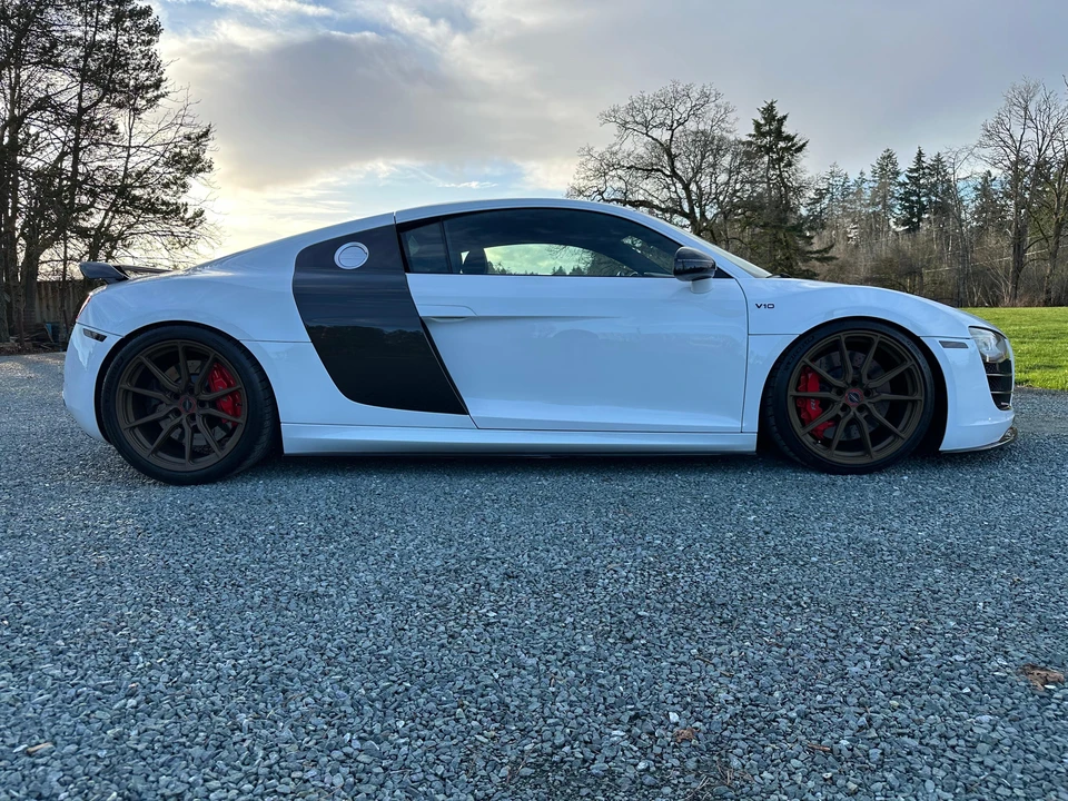 2010 Audi 42 R8 - Image 12 of 31