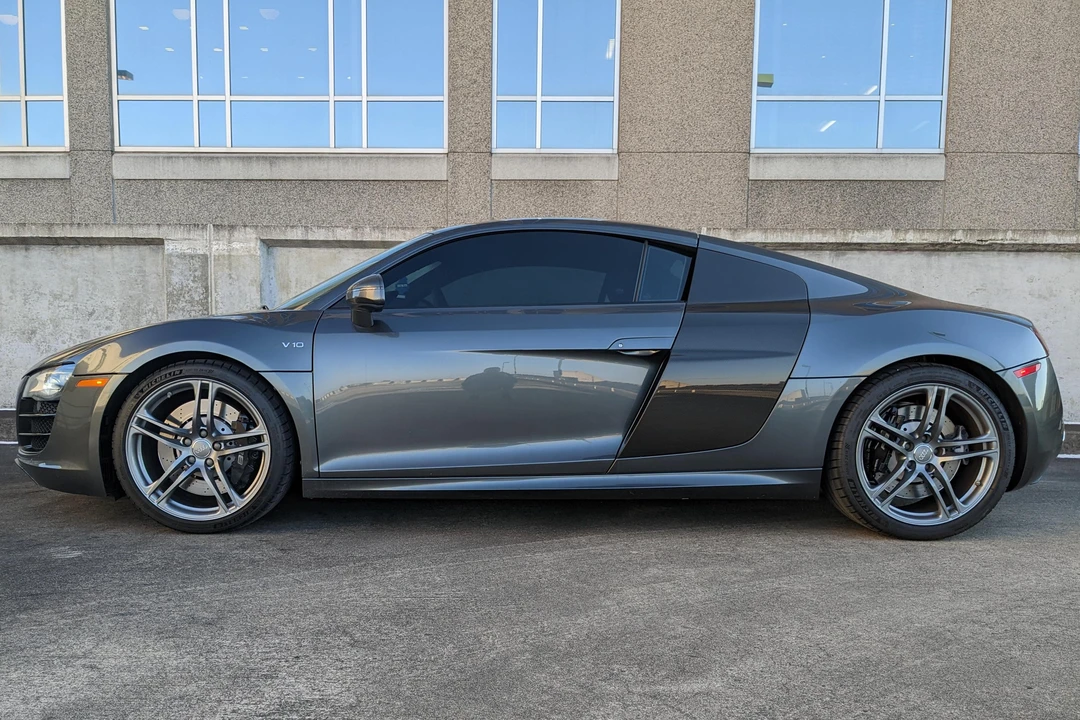 2010 Audi 42 R8 - Image 3 of 31