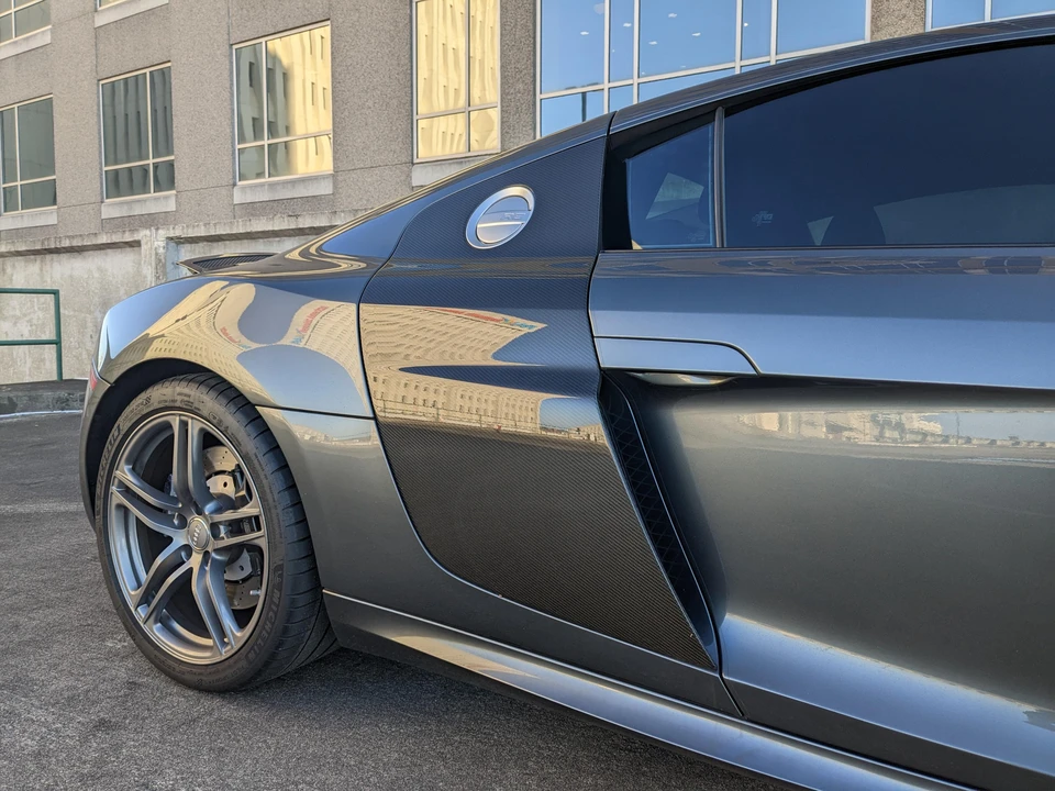 2010 Audi 42 R8 - Image 25 of 31