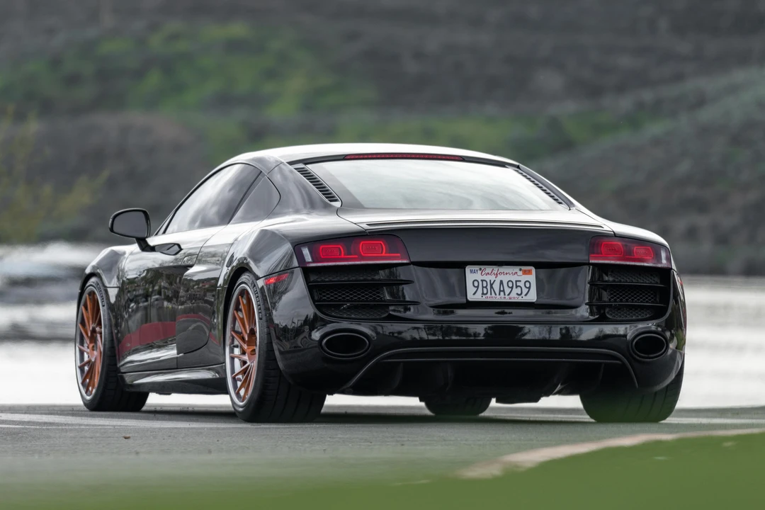 2010 Audi 42 R8 - Image 10 of 31