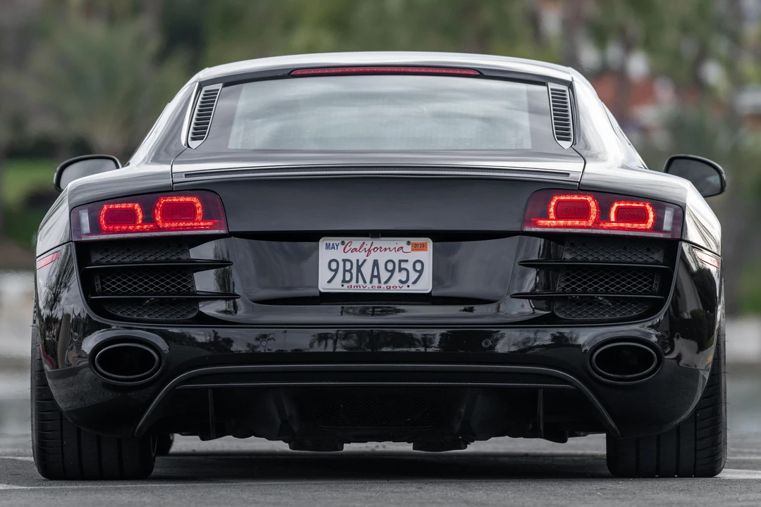 2010 Audi 42 R8 - Image 5 of 31