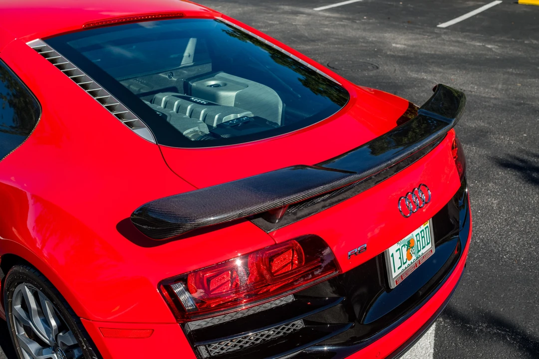 2010 Audi 42 R8 - Image 20 of 31