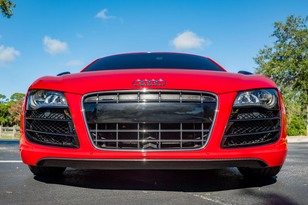 2010 Audi 42 R8 - Image 6 of 31