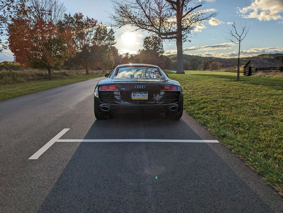 2010 Audi 42 R8 - Image 12 of 12