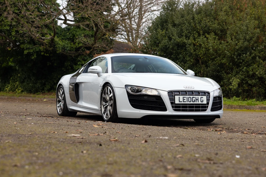 2010 Audi 42 R8 - Image 3 of 31