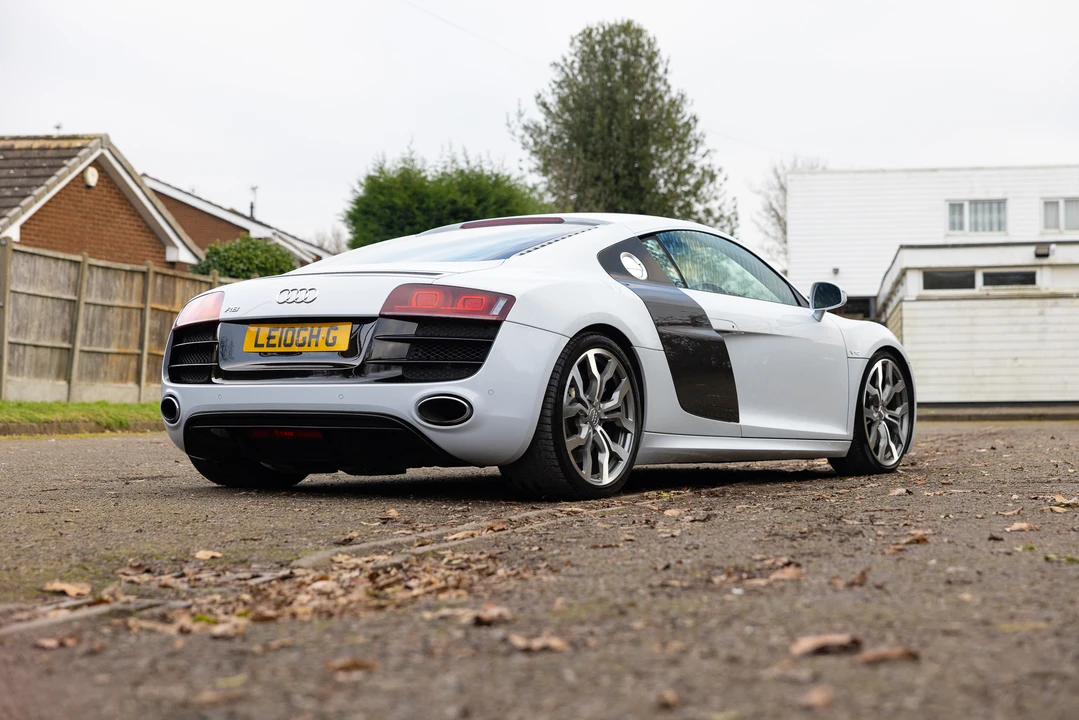 2010 Audi 42 R8 - Image 5 of 31