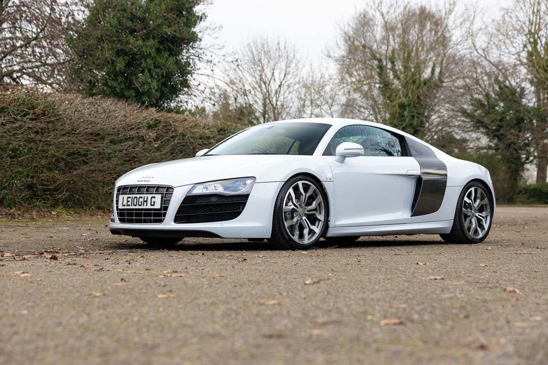 2010 Audi 42 R8 - Image 9 of 31