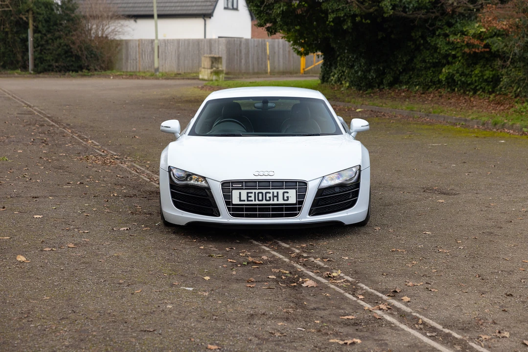 2010 Audi 42 R8 - Image 10 of 31