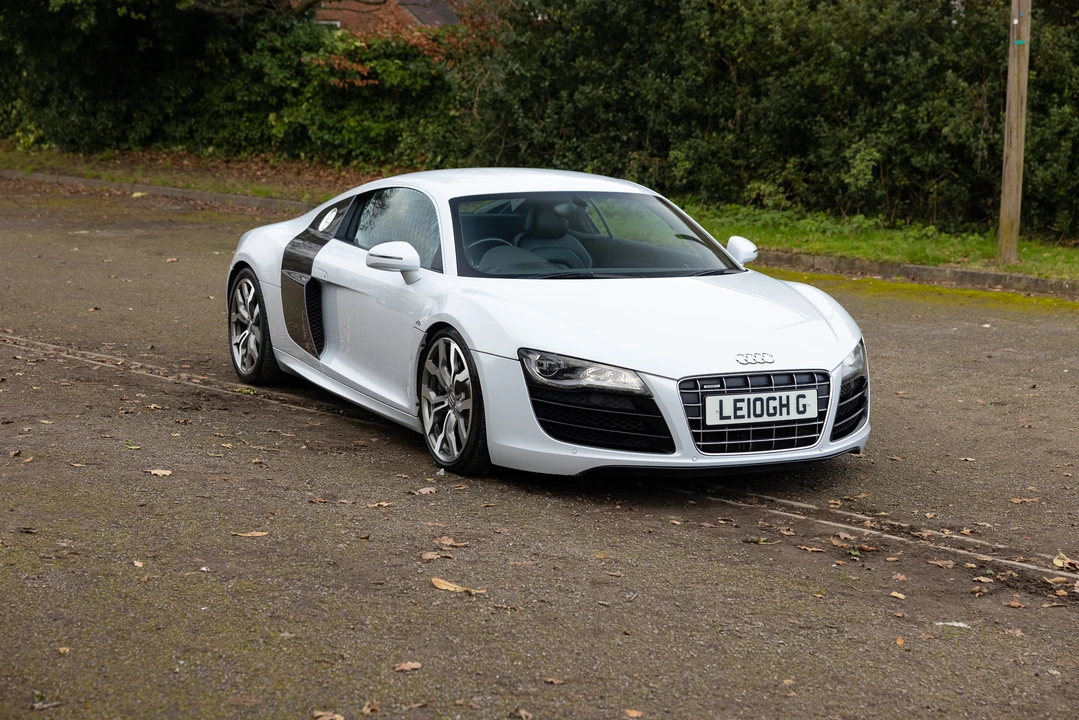 2010 Audi 42 R8 - Image 11 of 31