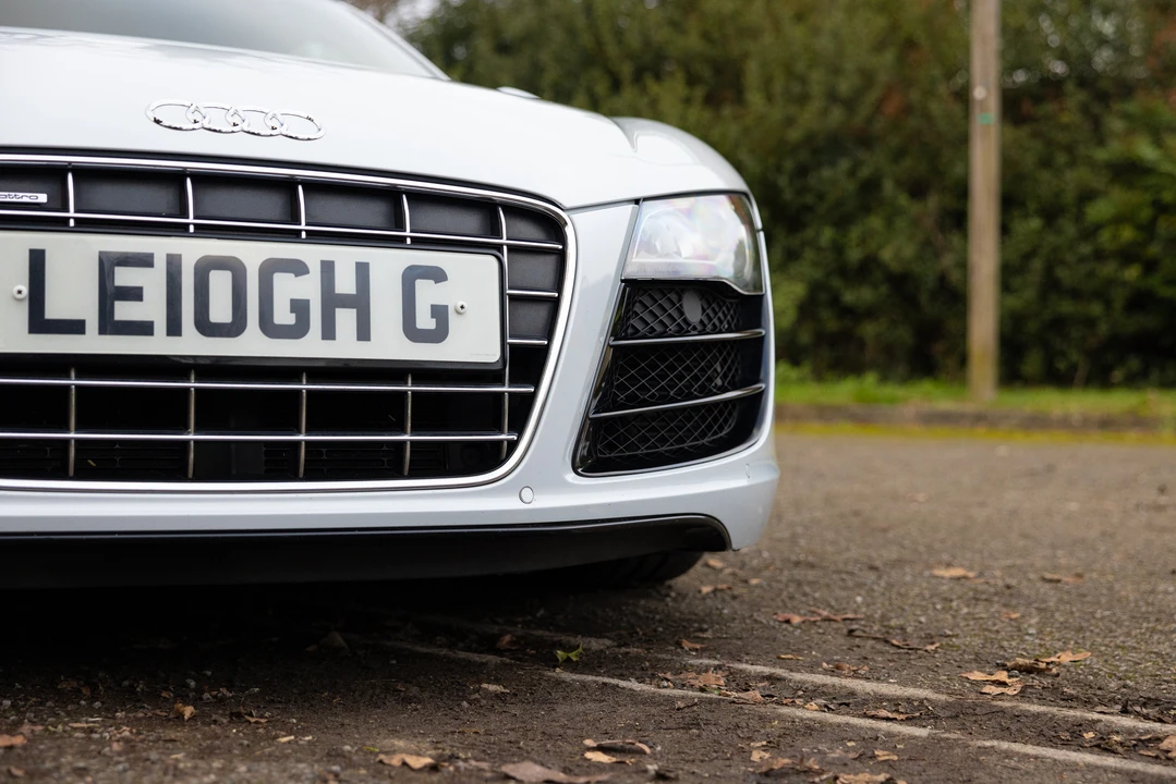 2010 Audi 42 R8 - Image 24 of 31