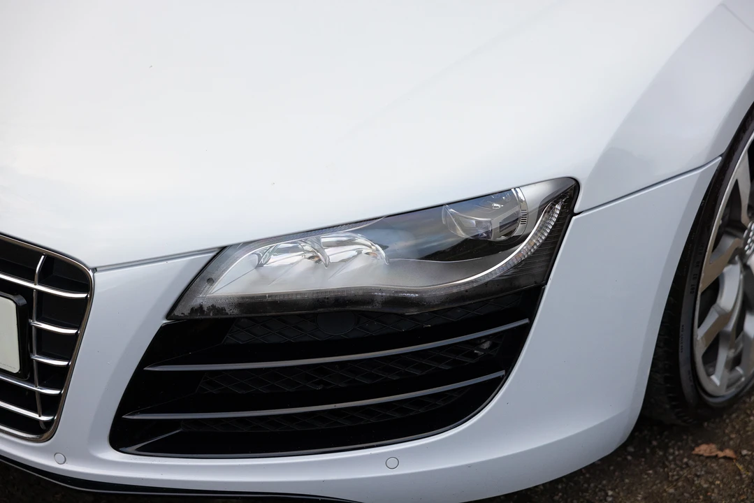 2010 Audi 42 R8 - Image 26 of 31