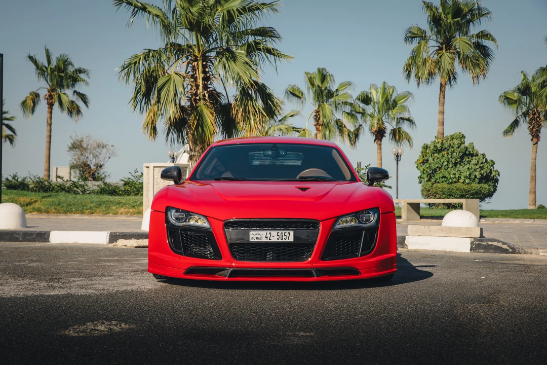 2010 Audi 42 R8 - Image 2 of 31