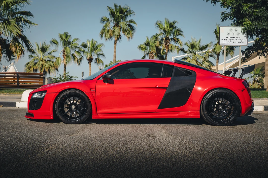 2010 Audi 42 R8 - Image 8 of 31